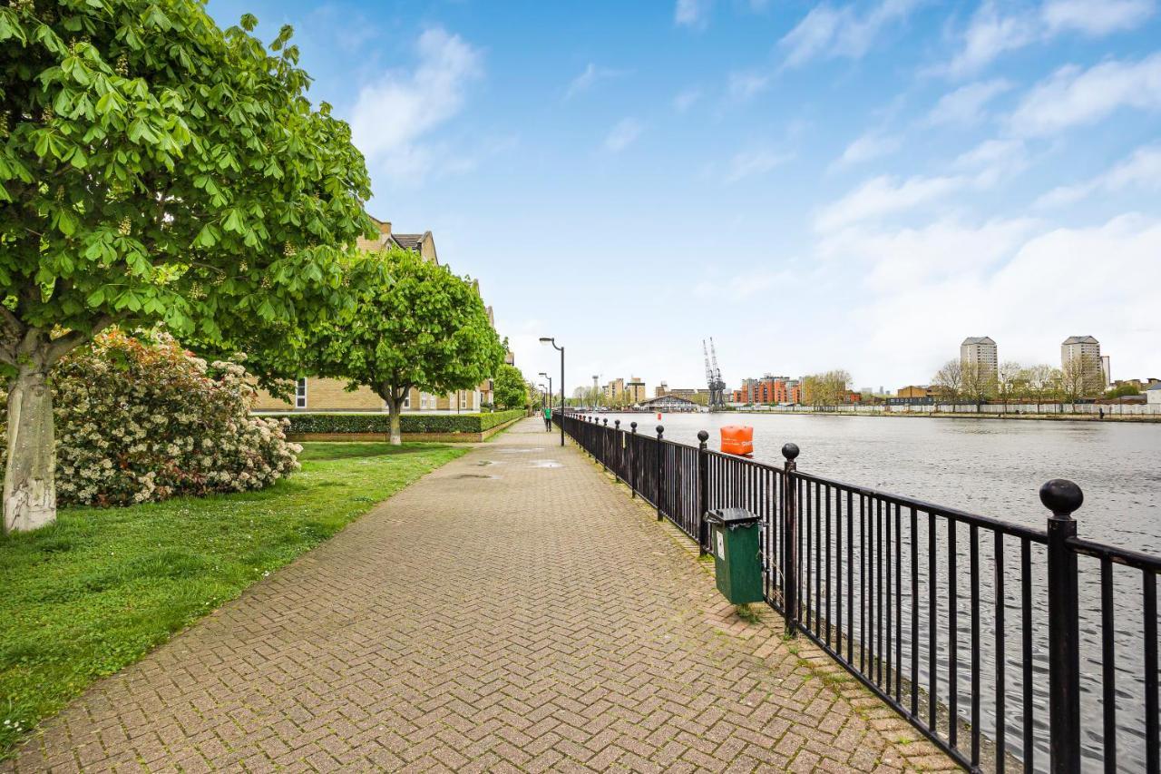 Verv Isle Of Dogs Londres Exterior foto